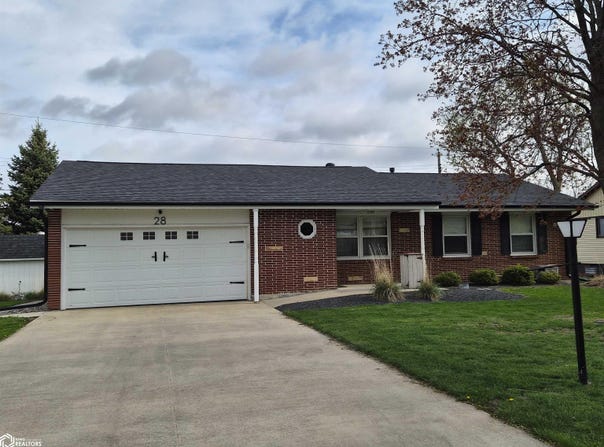 28 Spruce Drive, Eagle Grove, IA 50533
