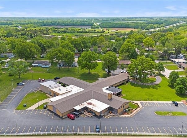 501 S Hospital Drive, Paola, KS 66071