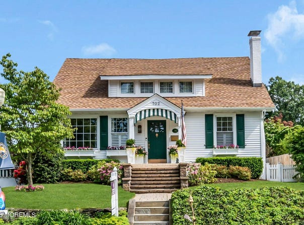 702 River Road, Fair Haven, NJ 07704