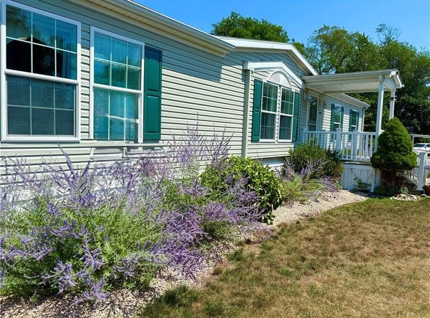 290 Cooper Lane, East Greenwich, RI 02818