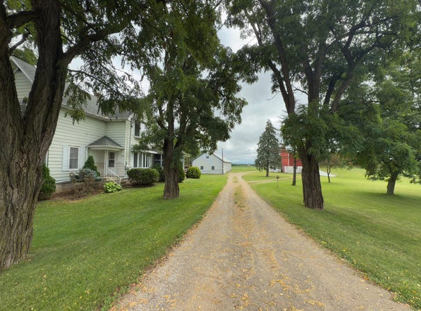 9258 State Road 76 -, Neenah, WI 54956