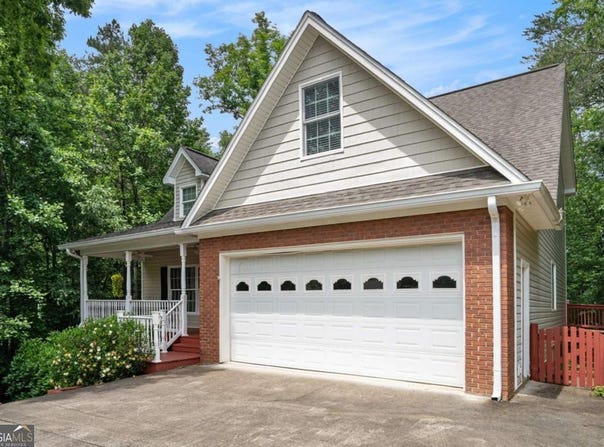 220 Oak Ridge, Ellijay, GA 30536