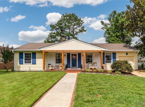 912 Forestview Drive, Colonial Heights, VA 23834