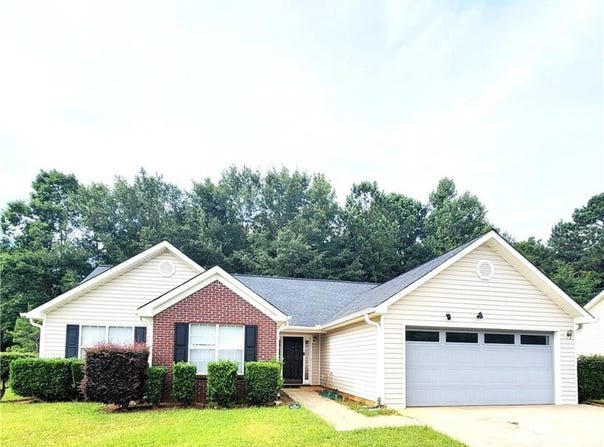 203 Plantation Trl, Griffin, GA 30223