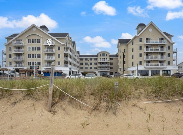 1 E Grand Avenue, Old Orchard Beach, ME 04064