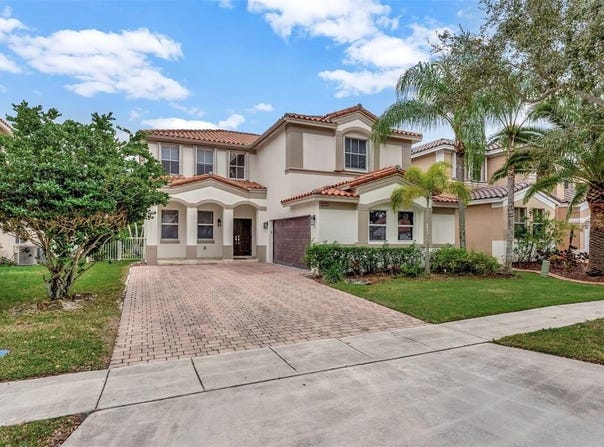 16516 SW 39th St, Miramar, FL 33027