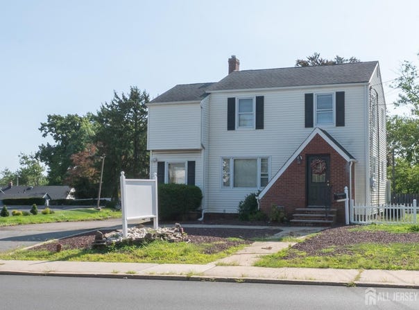 214 S Main Street, Milltown, NJ 08850