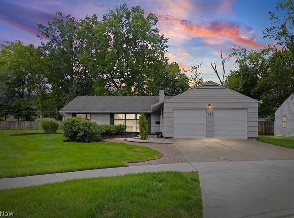 341 Girard Drive, Berea, OH 44017