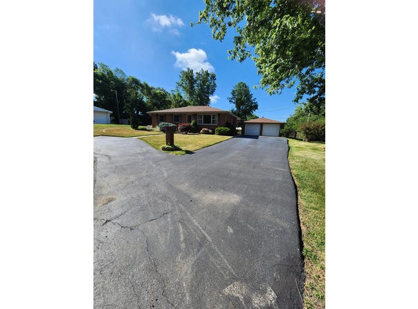 2086 Bluebird Court, Portage, IN 46368