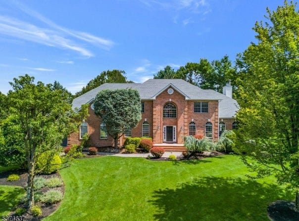 5 Westwood Ct, Warren Twp., NJ 07059-2704