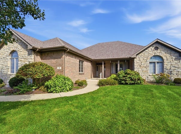 1 Fairwood Drive, Miamisburg, OH 45342