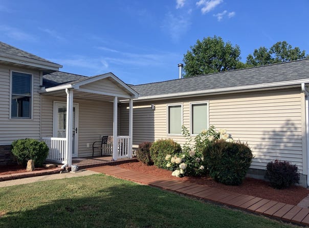 12268 Saraville Road, Marion, IL 62959