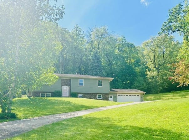 N7053 Newville Road, Waterloo, WI 53594
