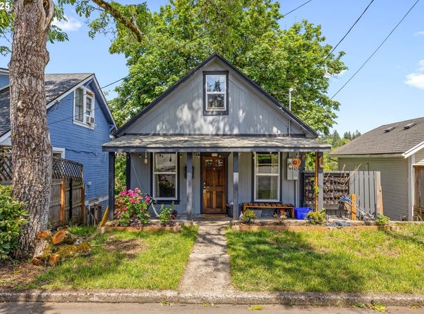 709 10TH ST, Oregon City, OR 97045