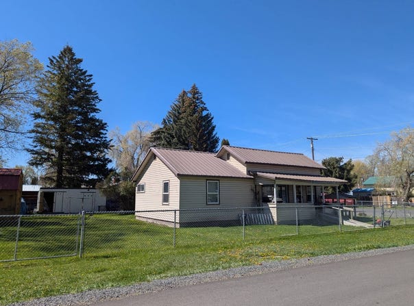 311 East E St, Burns, OR 97720