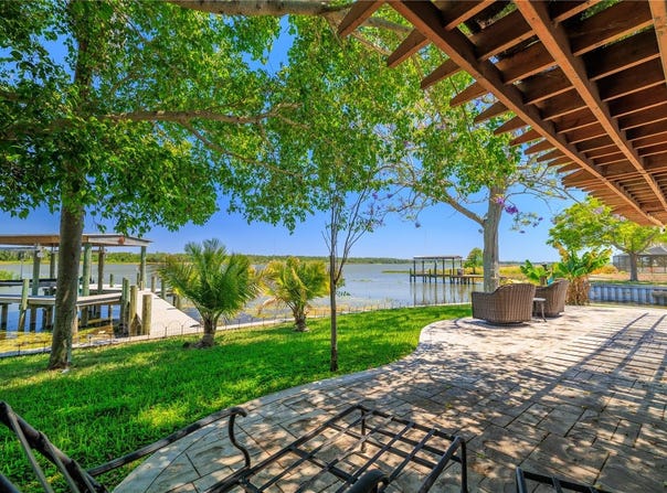 10532 94TH PLACE, SEMINOLE, FL 33772