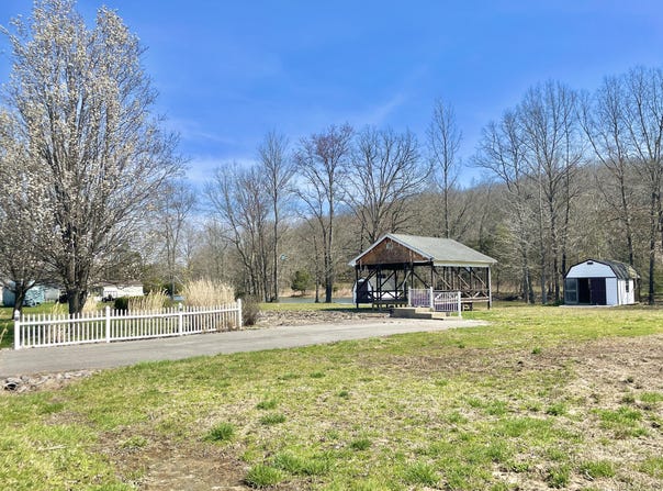 165 Waterford Road, Perry Park, KY 40363