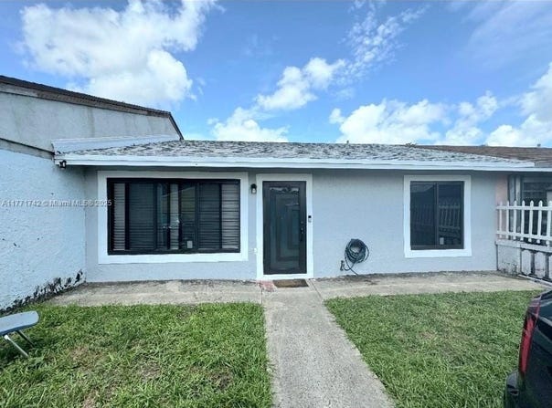 4411 NW 185th St, Miami Gardens, FL 33055