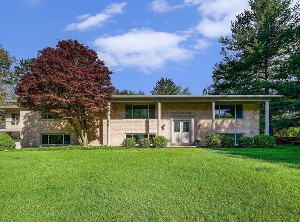 2693 Laurentide Drive, Ann Arbor, MI 48103