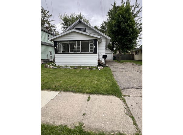 937 S Holmes Street, Lansing, MI 48912