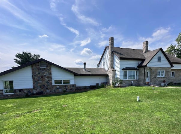 1207 KUSSMAN Road, MARION, WI 54950-9185