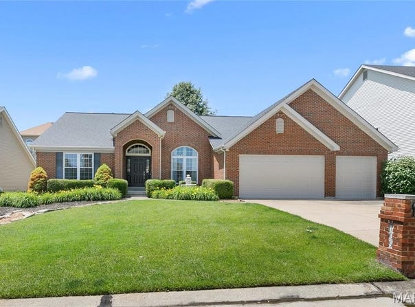 709 Cooper Way Drive, O'Fallon, MO 63368