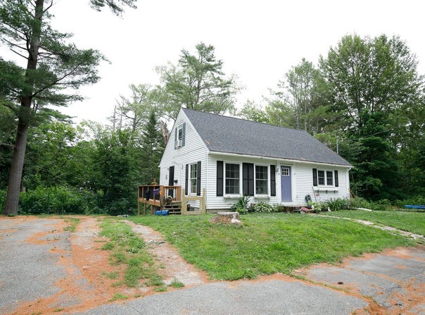 17 Duncan Road, Augusta, ME 04330