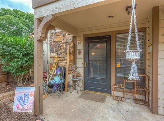 6370 S 80th Avenue E, Tulsa, OK 74133