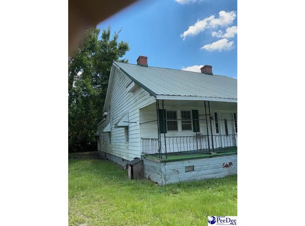 1404 Harlees Bridge Road, Little Rock, SC 29567