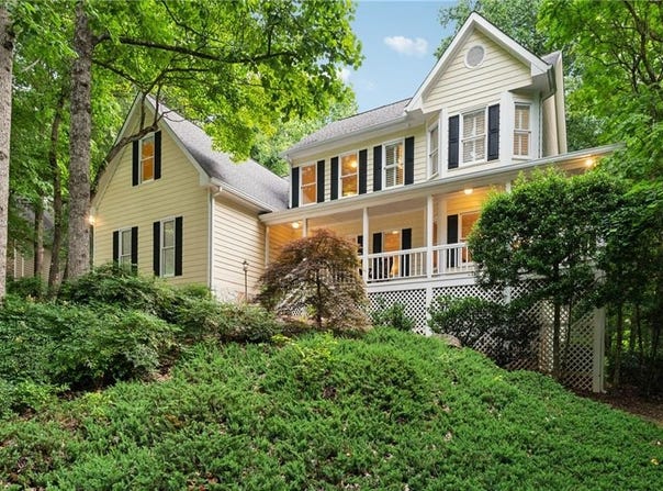 2722 Brookhaven Lane, Buford, GA 30518
