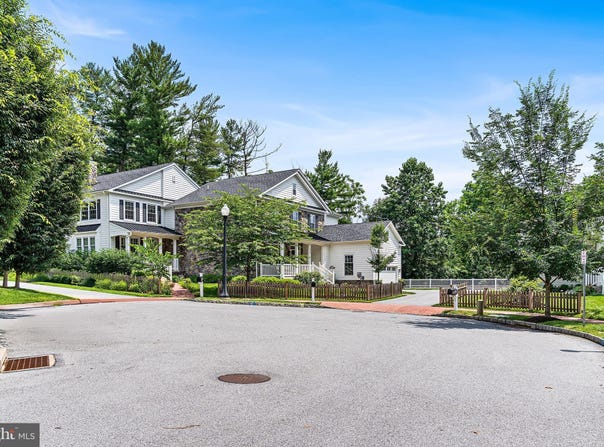 1114 BORDLEY LN, WEST CHESTER, PA 19382