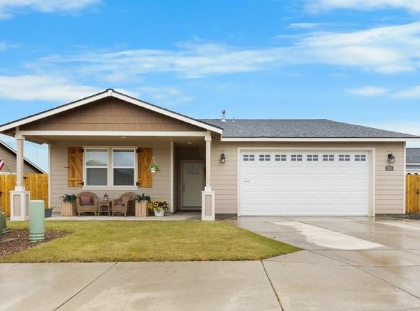 515 SE Segoviano Court, Madras, OR 97741