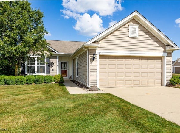 9405 Harvard Drive, North Ridgeville, OH 44039