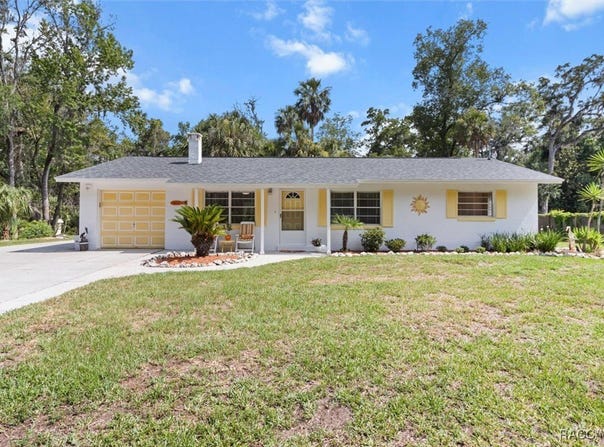 1611 NW 21st Street, Crystal River, FL 34428