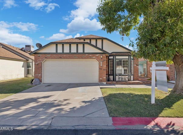 3134 E MCKELLIPS Road, Mesa, AZ 85213