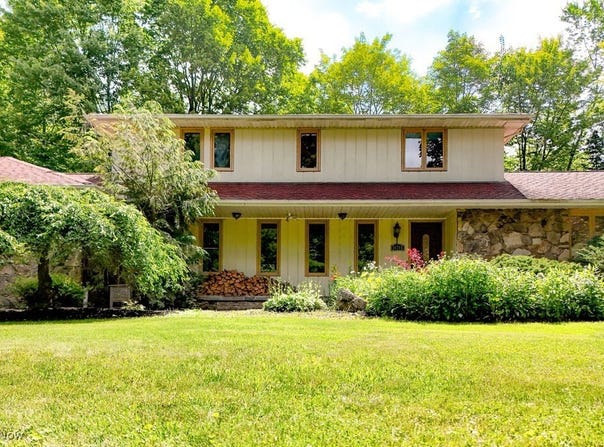 14745 Sleepy Hollow Drive, Novelty, OH 44072