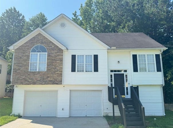 4044 Robin Circle, Atlanta, GA 30349