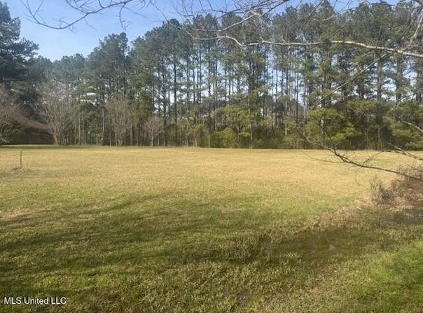 Club Drive, Natchez, MS 39120
