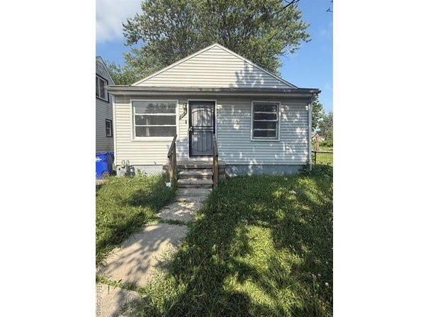 7689 Stahelin Avenue, Detroit, MI 48228