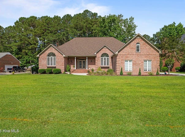 104 Chatham Pass, Trent Woods, NC 28562