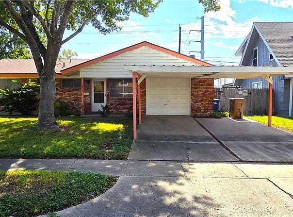 5813 Woodhaven Drive, Corpus Christi, TX 78412