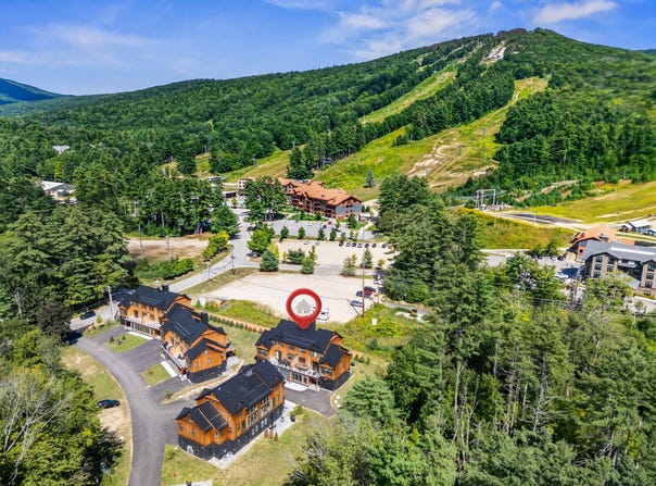 17 Black Diamond Road, Conway, NH 03860