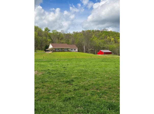 4134 Hickory Valley Road, SPARTA, TN 38583
