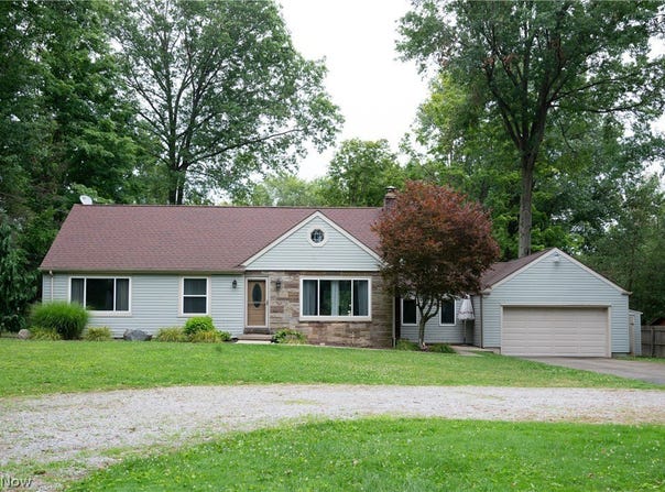 5625 Tippecanoe Road, Canfield, OH 44406