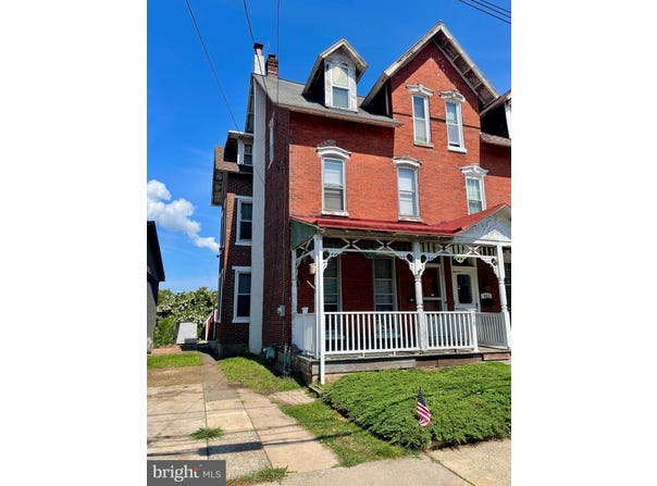 319 WALNUT STREET, ROYERSFORD, PA 19468