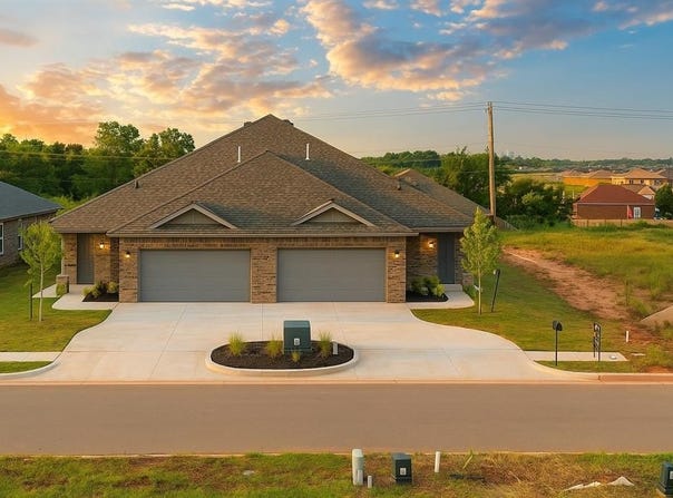 2803 Josie Circle, Midwest City, OK 73130