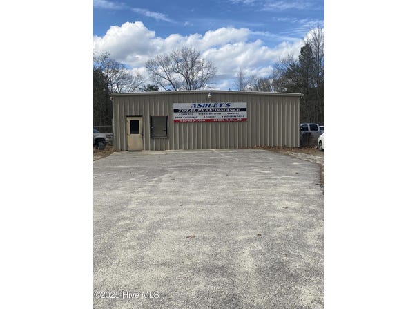10000 Mccoll Road, Laurinburg, NC 28352