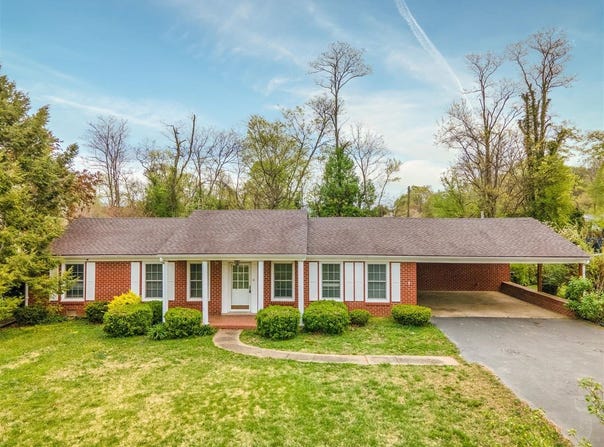 615 Crittenden Drive, Russellville, KY 42276