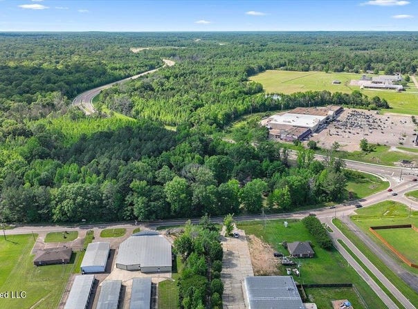 Davis Road, Byram, MS 39170