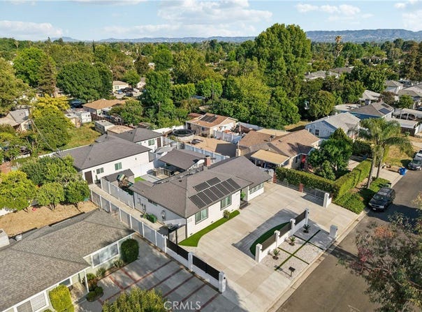 8434 Oakdale Avenue, Winnetka, CA 91306